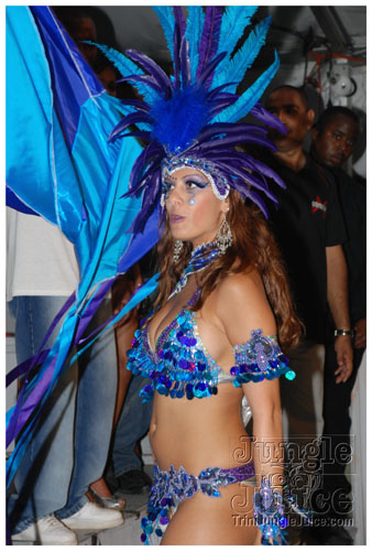 gen_x_launch_2k8-057