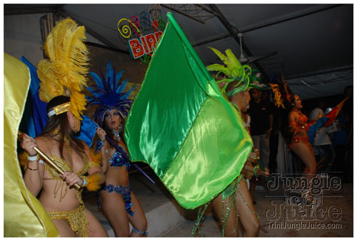 gen_x_launch_2k8-081