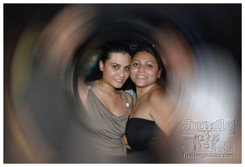 genx_carnival_laslap_oct13-003