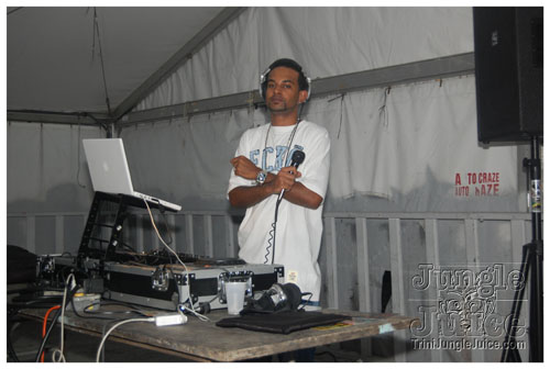 genx_thanksgiving_nov29-040