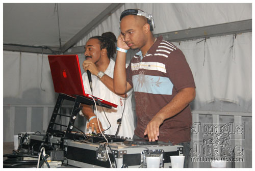 genx_thanksgiving_nov29-060