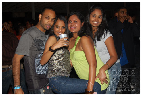 genx_thanksgiving_nov29-068