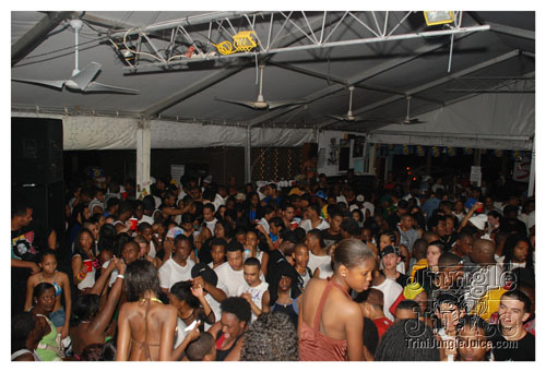 genx_wetfete_2008-058
