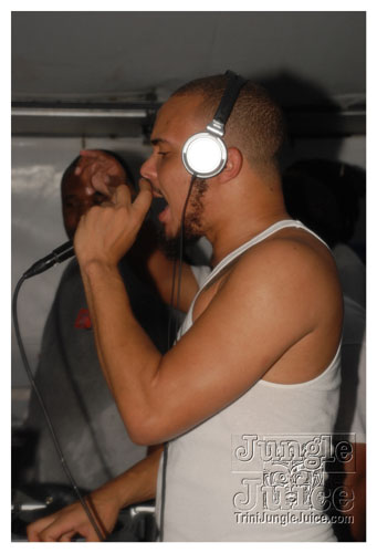 genx_wetfete_2008-082