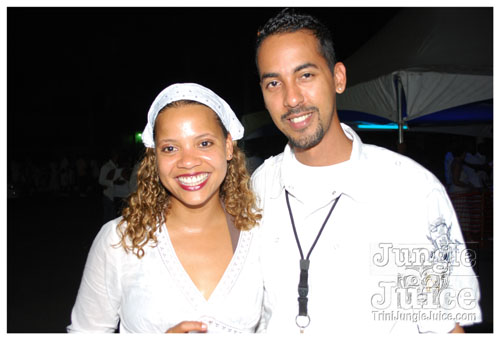 glow_barbados_2008-001