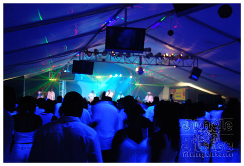 glow_barbados_2008-008
