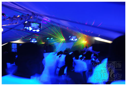 glow_barbados_2008-067