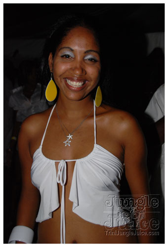 glow_barbados_2008-073