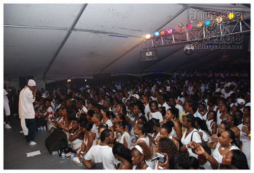 glow_barbados_2008-080