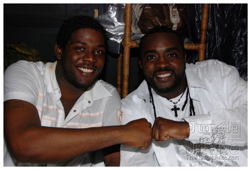 glow_barbados_2008-087