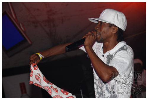 glow_barbados_2008-092