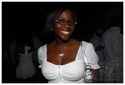 glow_barbados_2008-115