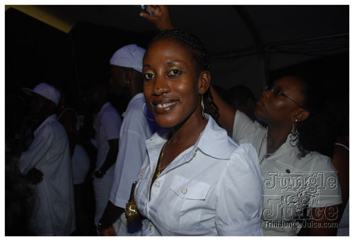 glow_barbados_2008-118