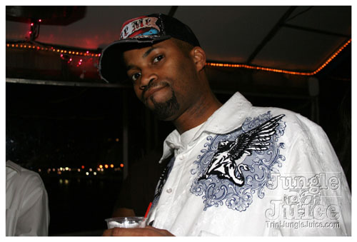 glow_touch_yellow_may24-026