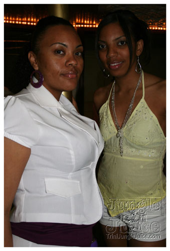 glow_touch_yellow_may24-038