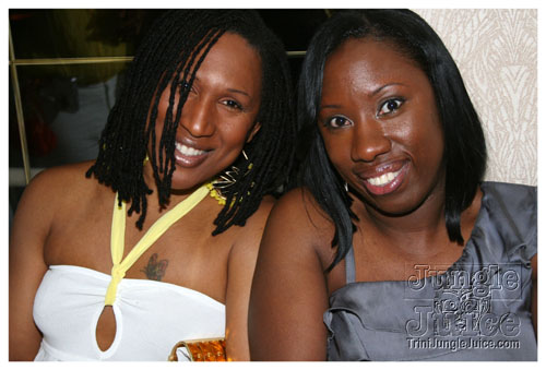 glow_touch_yellow_may24-070