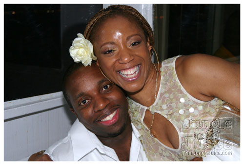 glow_touch_yellow_may24-073