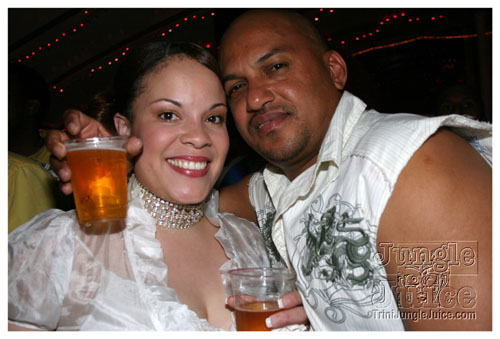 glow_touch_yellow_may24-086