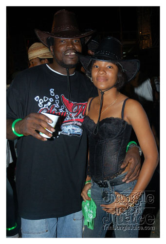 gyal_farm_2008-036