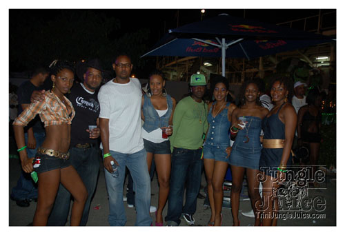 gyal_farm_2008-087