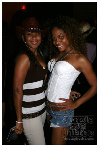 gyal_farm_ny_apr08-006