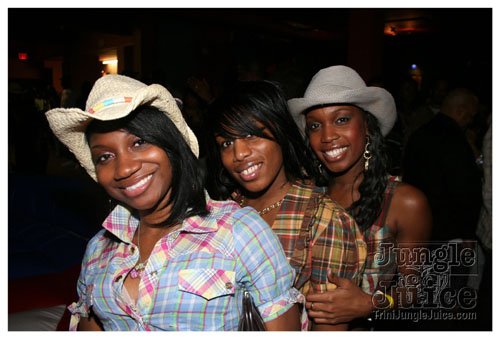 gyal_farm_ny_apr08-014