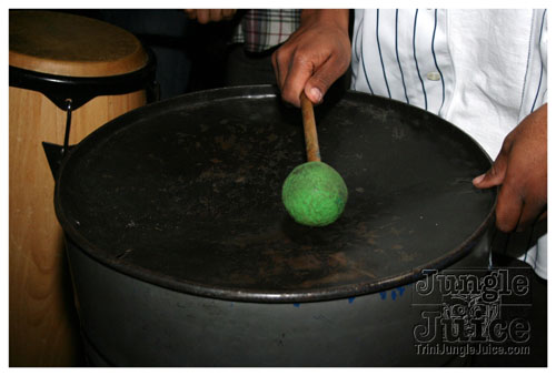 gyal_farm_ny_apr08-042