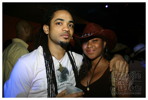 gyal_farm_ny_apr08-047