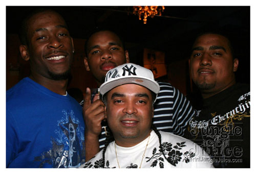 gyal_farm_ny_apr08-053