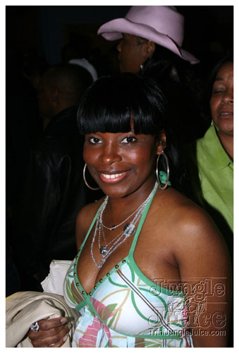 gyal_farm_ny_apr08-067