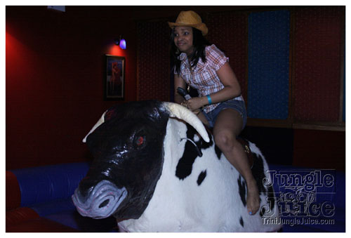 gyal_farm_ny_apr08-081