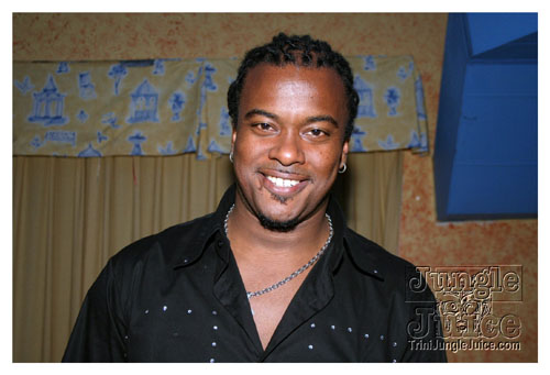 gyal_farm_ny_apr08-087