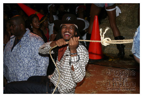 gyal_farm_ny_apr08-088