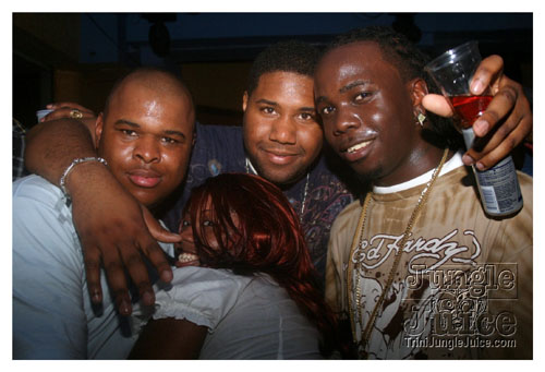 gyal_farm_ny_apr08-102