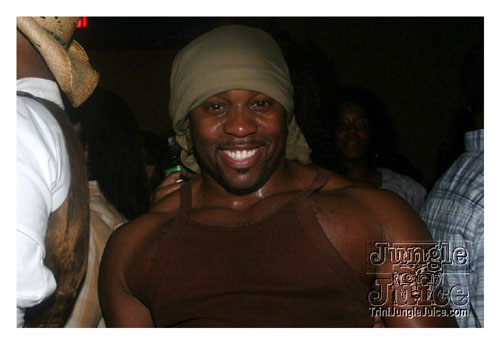 gyal_farm_ny_apr08-104