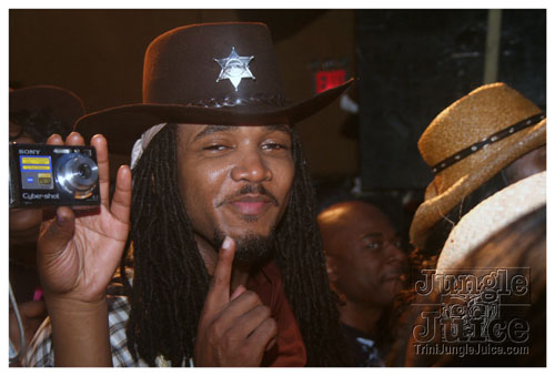 gyal_farm_ny_apr08-107