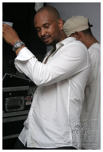 hawks_intl_lefete2k8-117