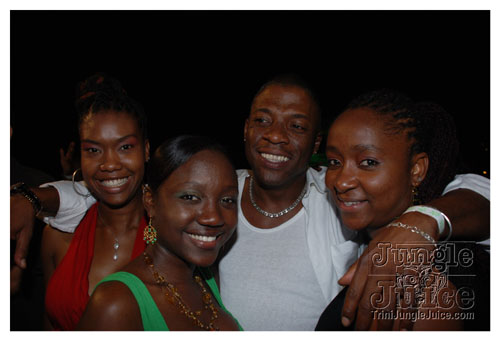 i_am_legend_mar08_029