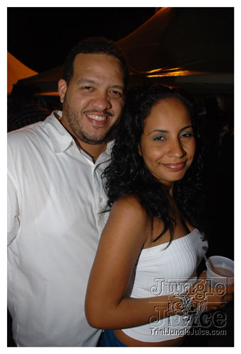 i_am_legend_mar08_081