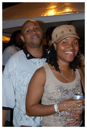 i_am_legend_mar08_092