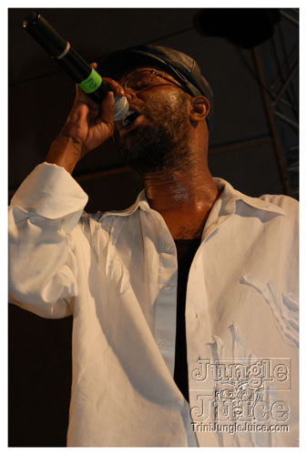 i_am_legend_mar08_105