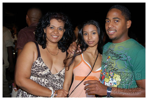 i_am_legend_mar08_143