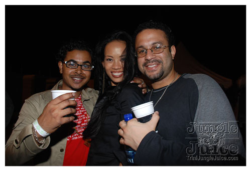 i_am_legend_mar08_160