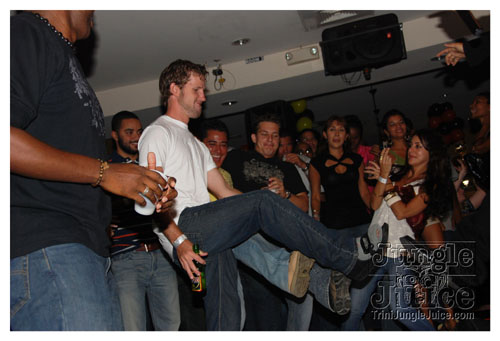 imij_and_co_unplugged_may08-022