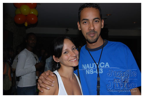 imij_and_co_unplugged_may08-023