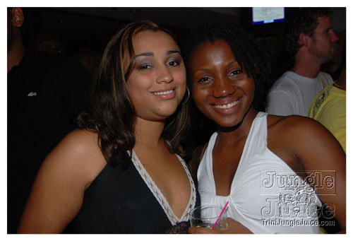 imij_and_co_unplugged_may08-029