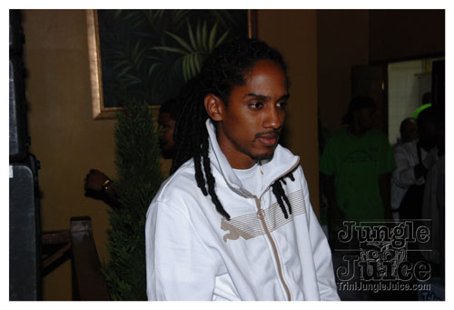 imij_and_co_unplugged_may08-043