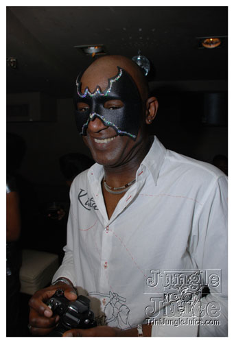 incognito_bling_nov15-020