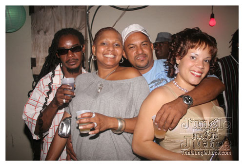 itchi_baba_retro_aug3-066