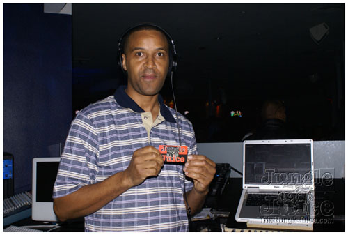 jamaikin_me_crazy_08-029